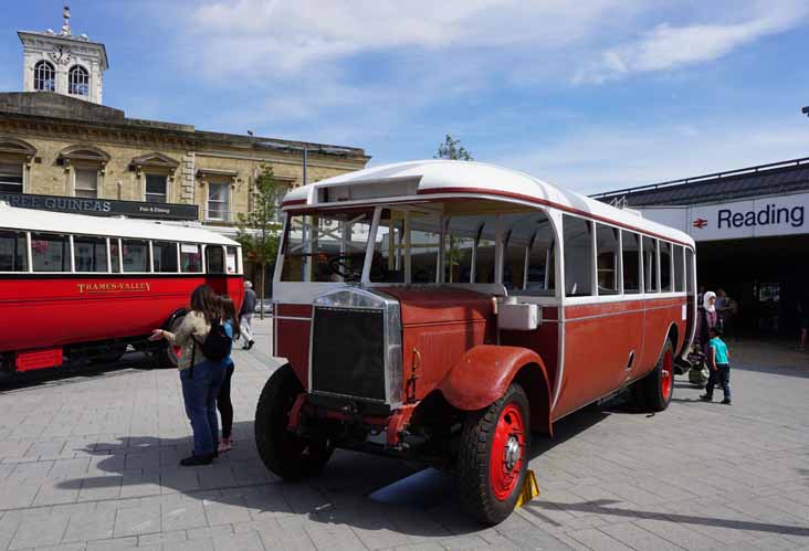 Thames Valley Leyland Lion